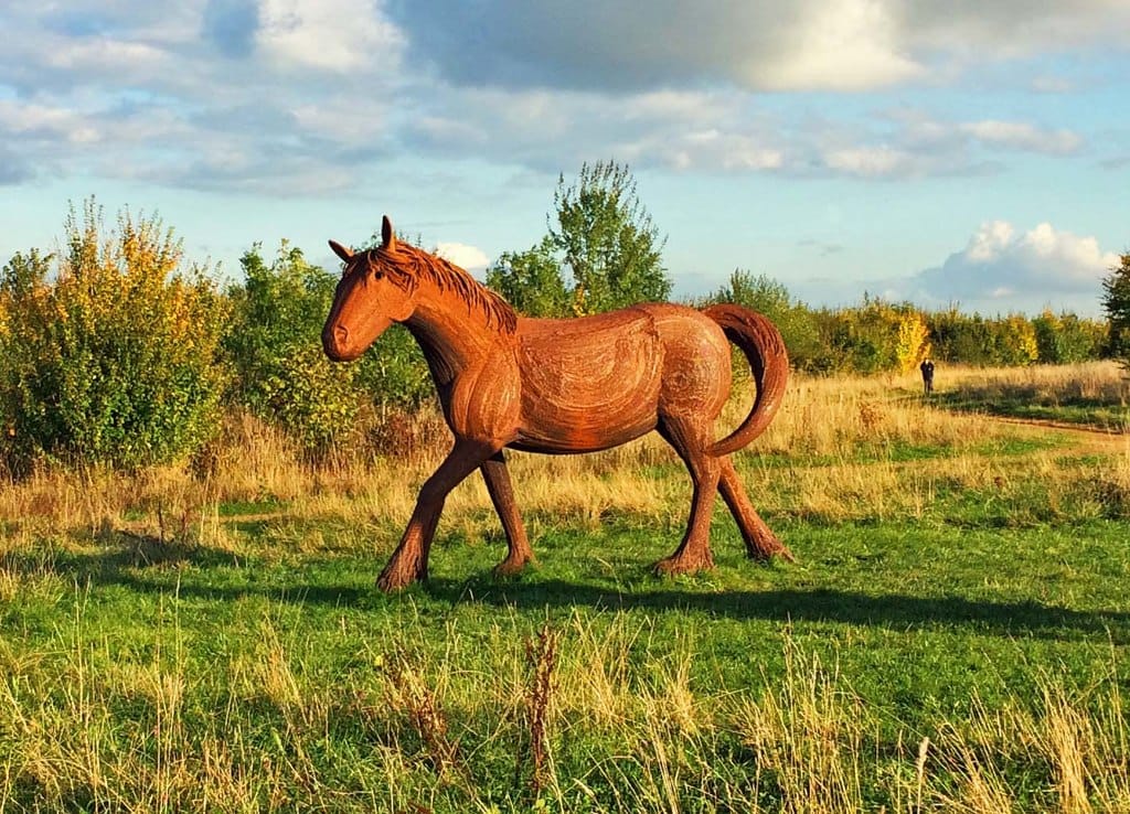 Shire Horses sculptures (2), Kilkenny Lane Country Park, Carterton, Oxon. Photo: P L Chadwick / used under CC-BY-SA-2.0